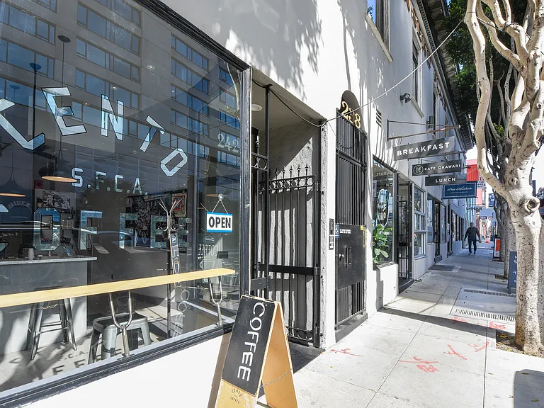 260 King St #263 — Photo 43