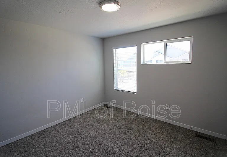 960 S Nautilus Ave — Photo 15