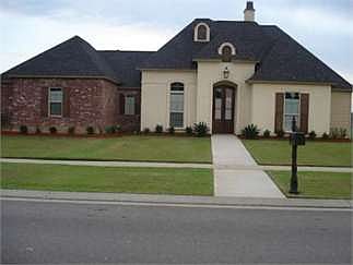2nd image of 3056 Majestic Oaks Ave