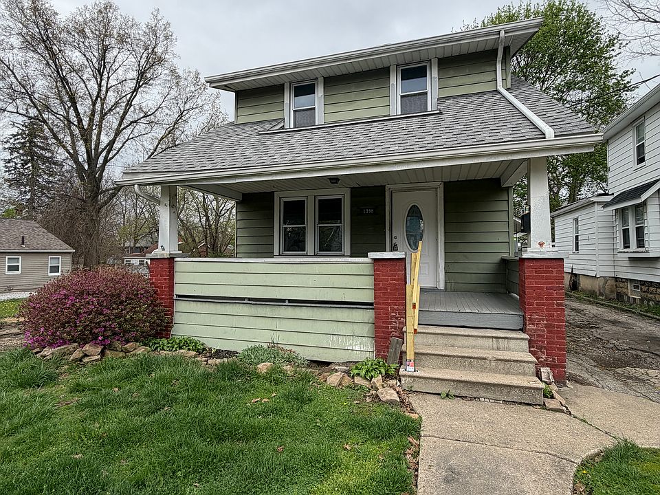 1st image of 1398 Marcy St