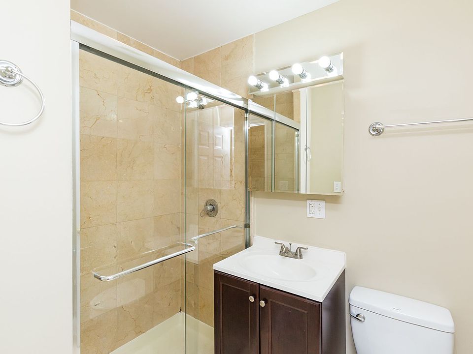 1st image of 1638-46 W Greenleaf Ave #1638-1S