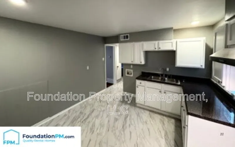 3 bed, 2.0 bath, 1301 sqft, $1,350 — Photo 4
