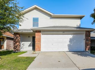 6937 Brookglen Ln, Fort Worth, TX 76179