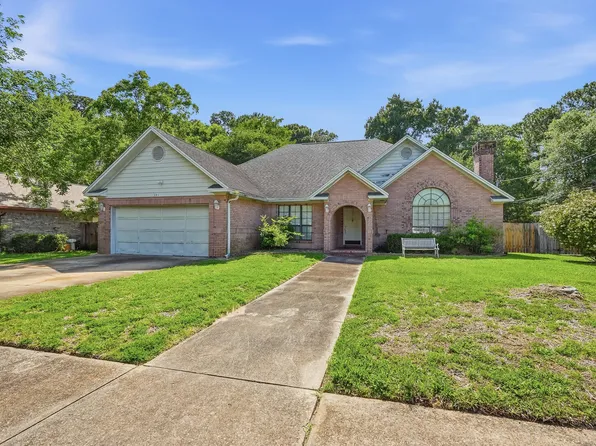 341 Brian Cir, Mary Esther, FL 32569
