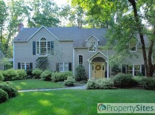 15 Tamarisk Ct, Basking Ridge, NJ 07920