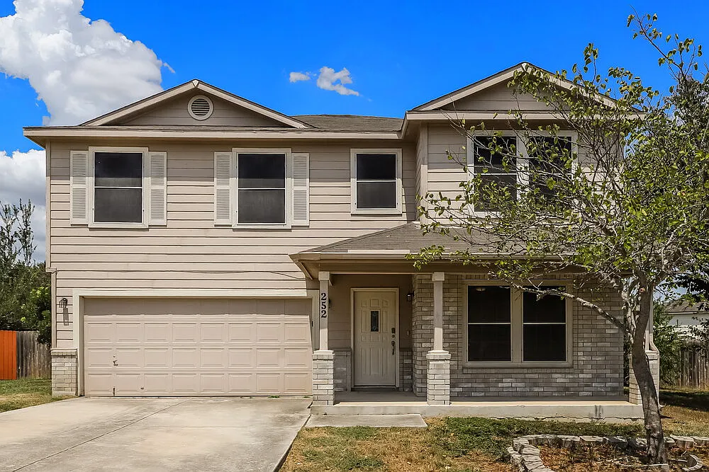 3 bed, 2.5 bath, 2404 sqft, $2,355 — Photo 1