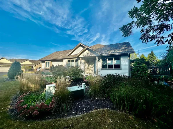 N161W18872 Heather Lynn Cir Unit 281, Jackson, WI 53037