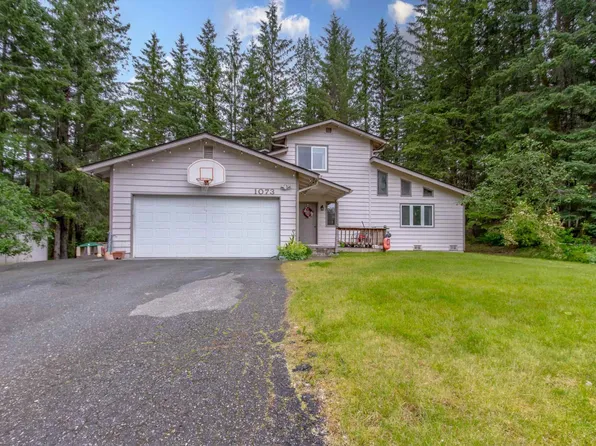 1073 Arctic Cir, Juneau, AK 99801