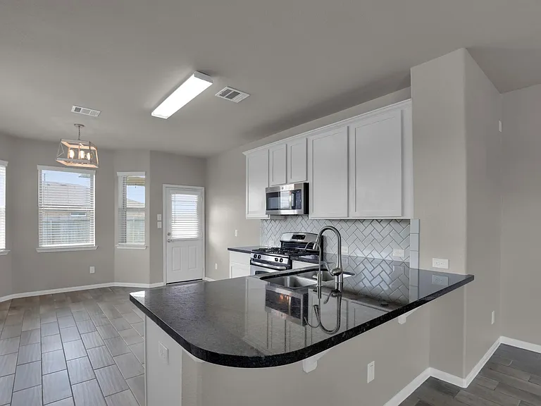 430 Walnut Branch Dr — Photo 9