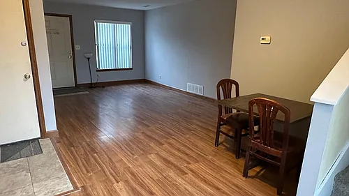 2801 W Broadway #R-3 Photo 1
