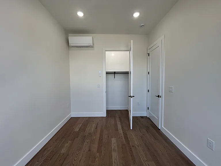 40 Lembeck Ave #3O6 — Photo 9