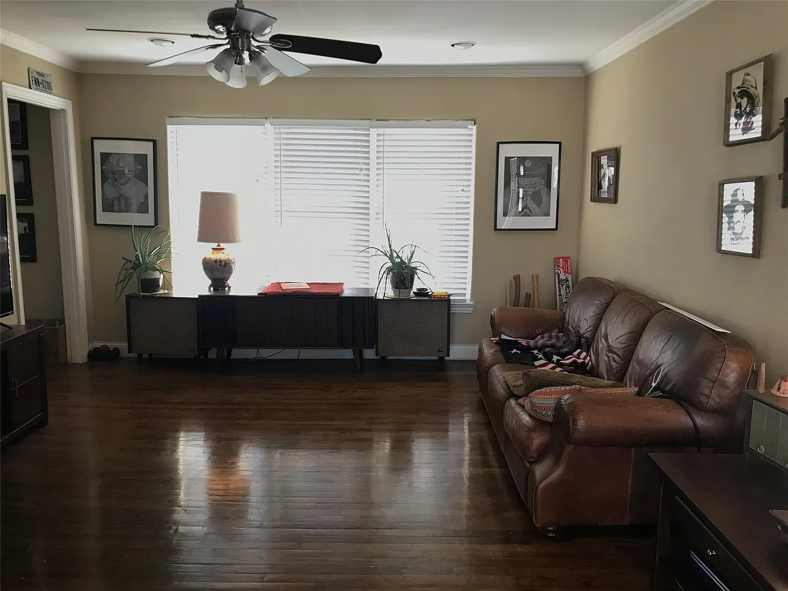 4715-4717 Deere Street - 4717 — Photo 3