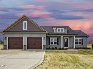 618 Tart Town Rd, Dunn, NC 28334