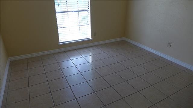 2nd image of 7209 Chatham Rd