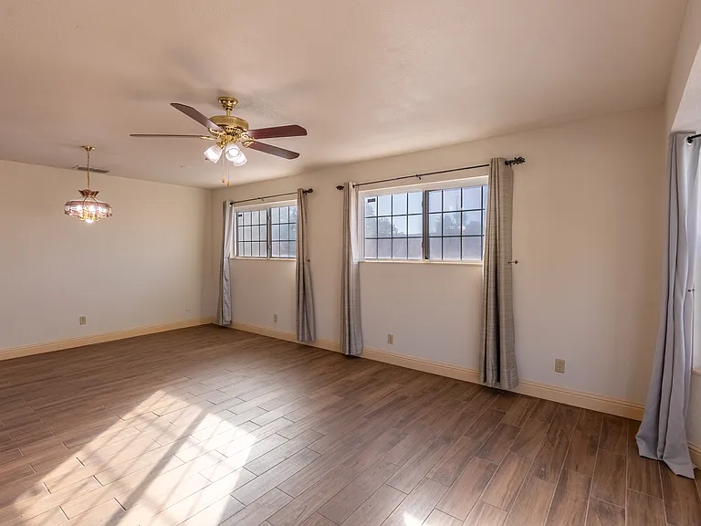 5500 Sunset Oak Ct — Photo 20