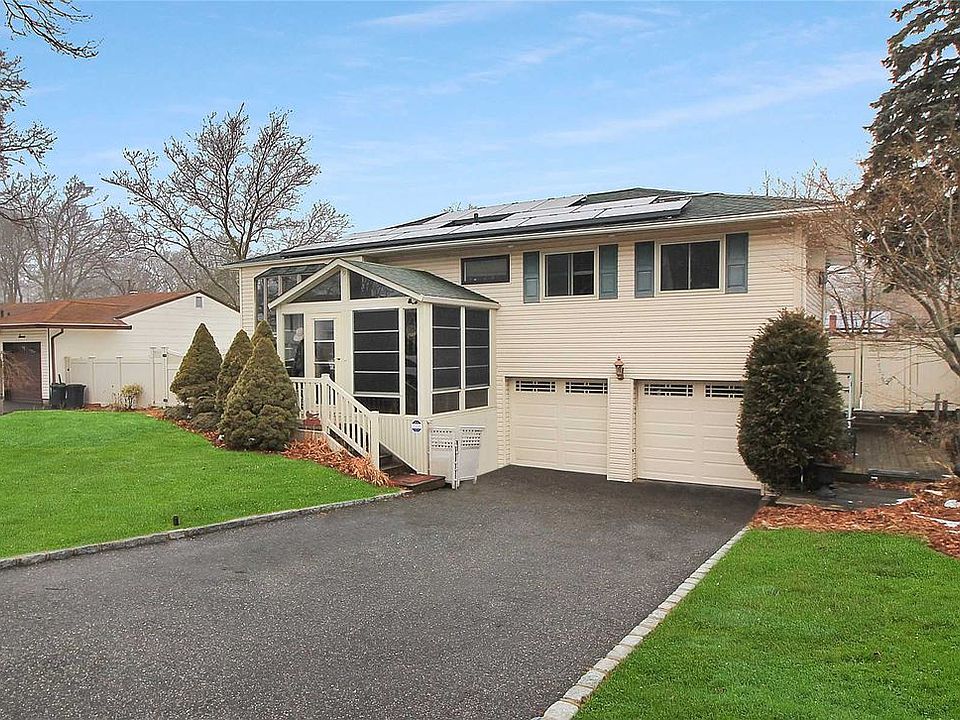 1st image of 9 Mulberry Dr