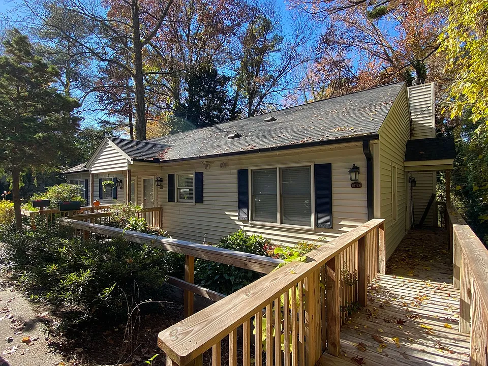2812 Wayland Dr.
