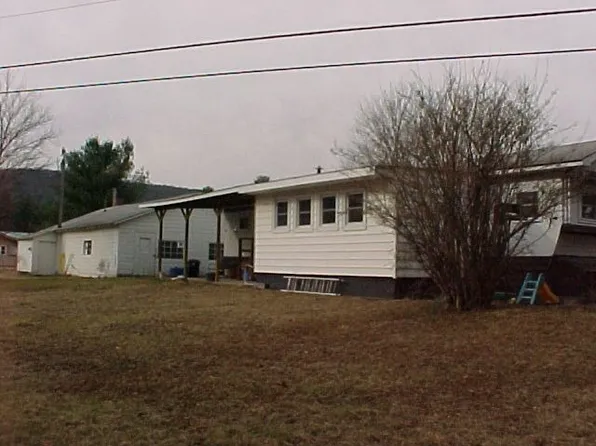 112 Township Rd, Lackawaxen, PA 18435