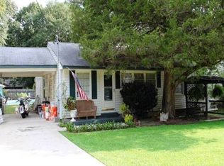 1322 Laura Ave, Warner Robins, GA 31088