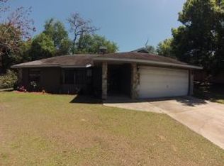924 Hickory Ave, Inverness, FL 34452