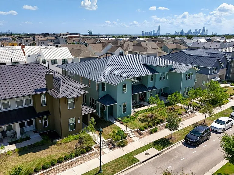 2509 Simond Ave #A1 — Photo 35
