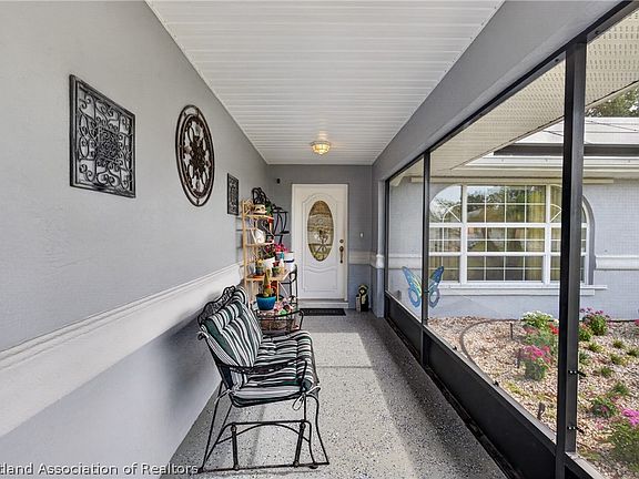 4th image of 61 Grandview Blvd
