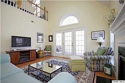 5th image of 471 Heritage Ct