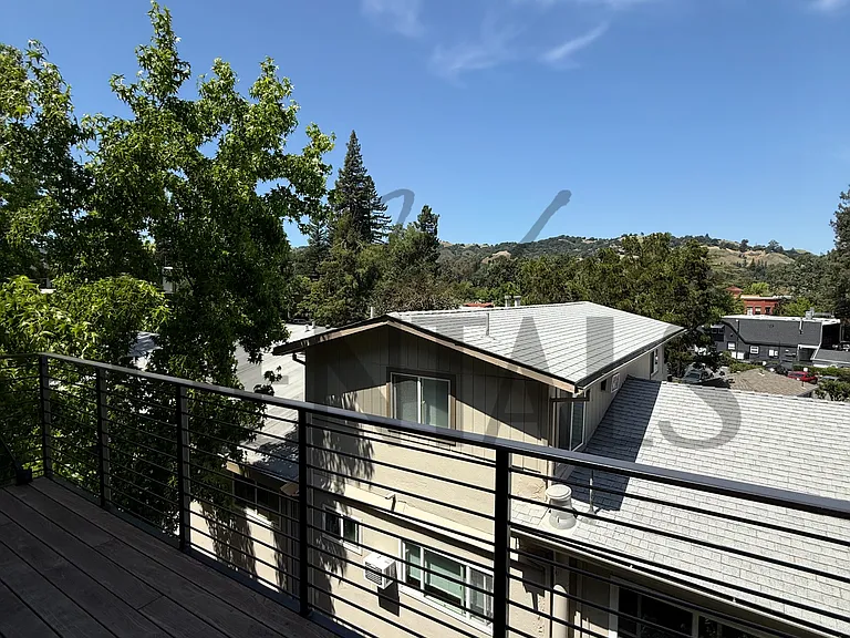 950 Hough Ave #302 — Photo 33
