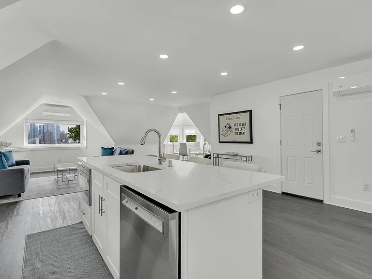 19 Hamilton Ave #3 — Photo 11