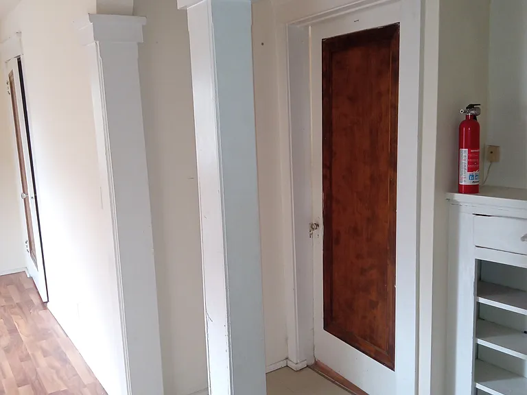 307 N Walnut St #307 — Photo 5
