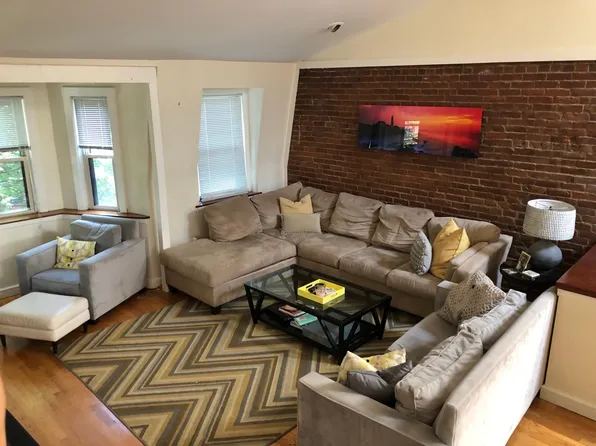 288 K St #2, Boston, MA 02127