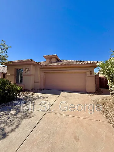 3241 E Fourteen Fairway Dr Photo 1