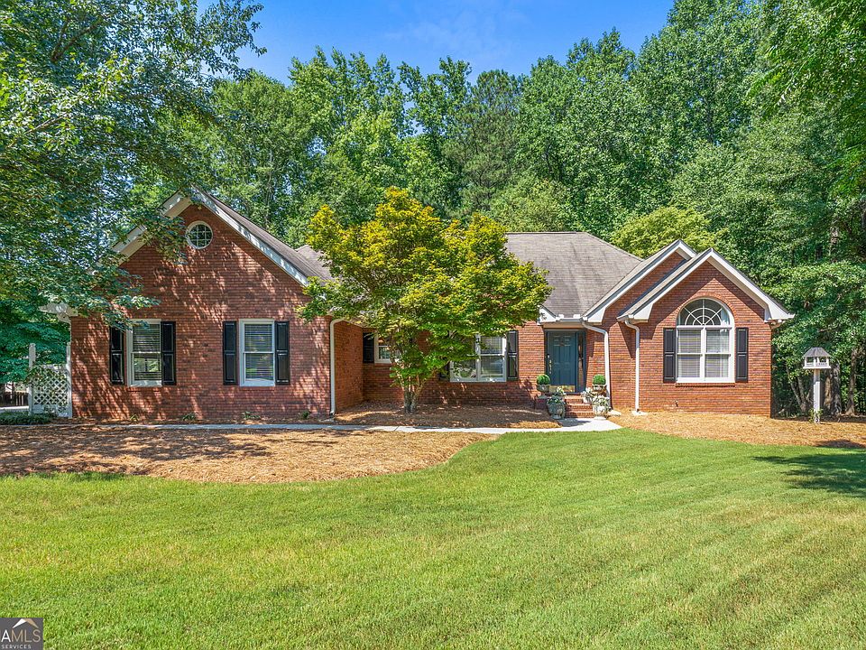 1st image of 30 Allie Dr
