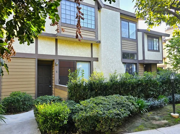 21141 Lassen St Unit 2, Chatsworth, CA 91311