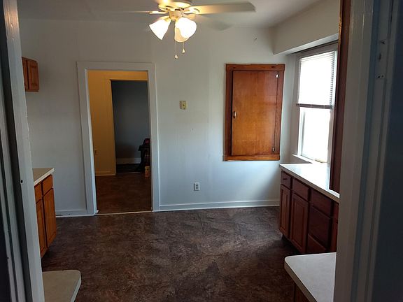 2nd image of 1037 S Broad St APT B