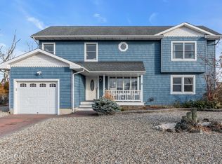597 Vision Ave, Toms River, NJ