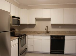 1321 Worcester Rd APT 405, Framingham, MA 01701