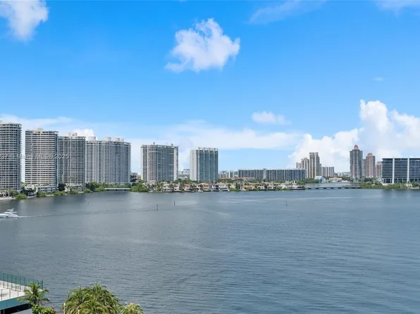 251 174th St APT 1005, Sunny Isles Beach, FL 33160