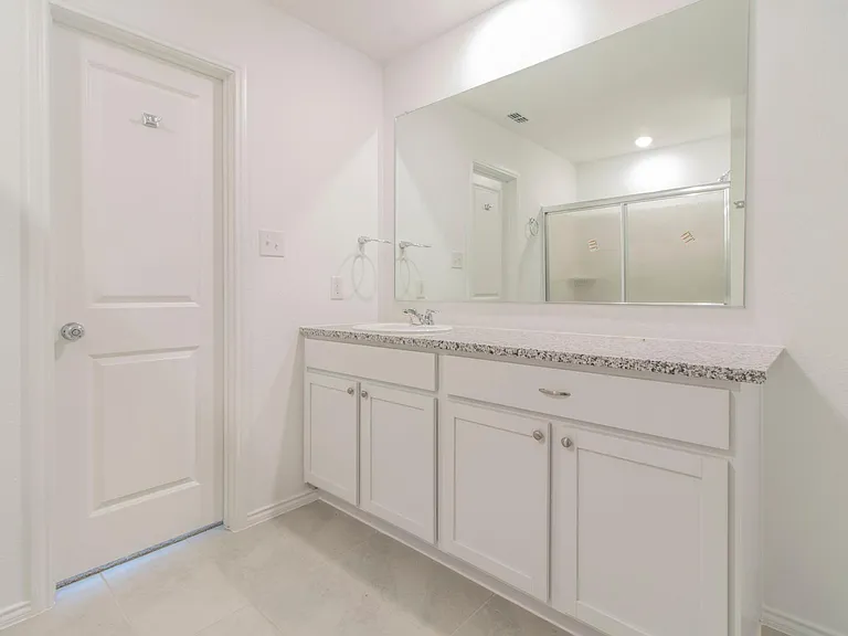 1122 Arborwood Dr — Photo 18
