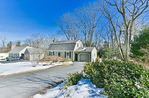 1st image of 42 Westwood Dr