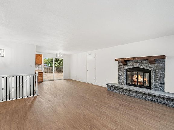 2nd image of 1244 Tupelo Dr