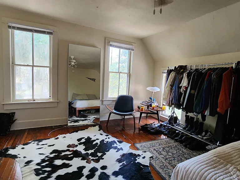 220 NW 3rd Ave — Photo 13