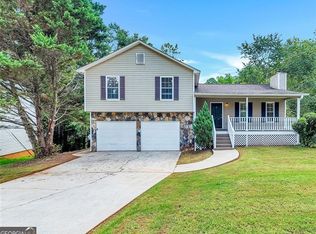 102 Ivy Trace Ln, Dallas, GA 30157
