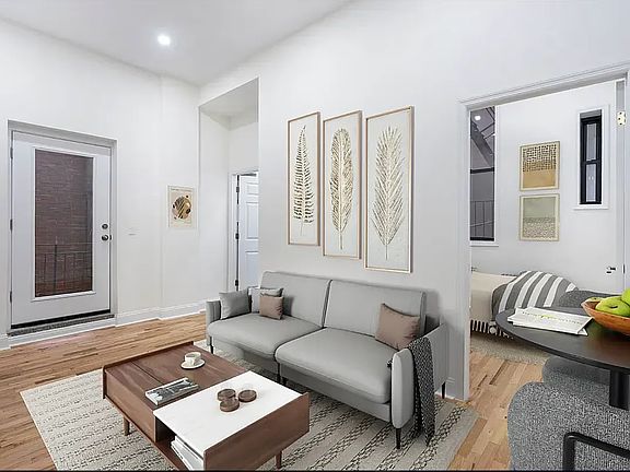 3rd image of 139 E 13th St APT 1C
