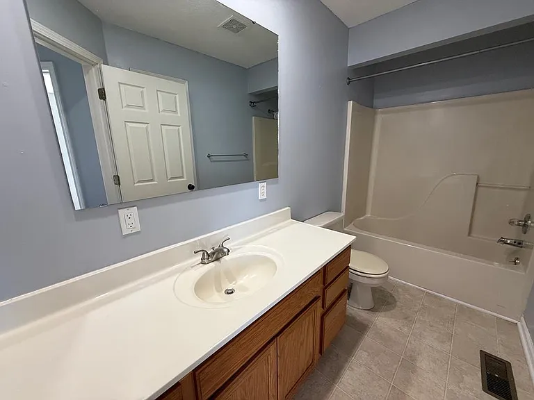500 Clifton Ct — Photo 14
