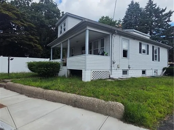 445 Smithfield Rd, North Providence, RI 02904