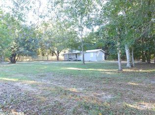 32548 Carrier Dr, Lillian, AL 36549