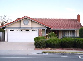 1450 Cresta Rd, Corona, CA 92879