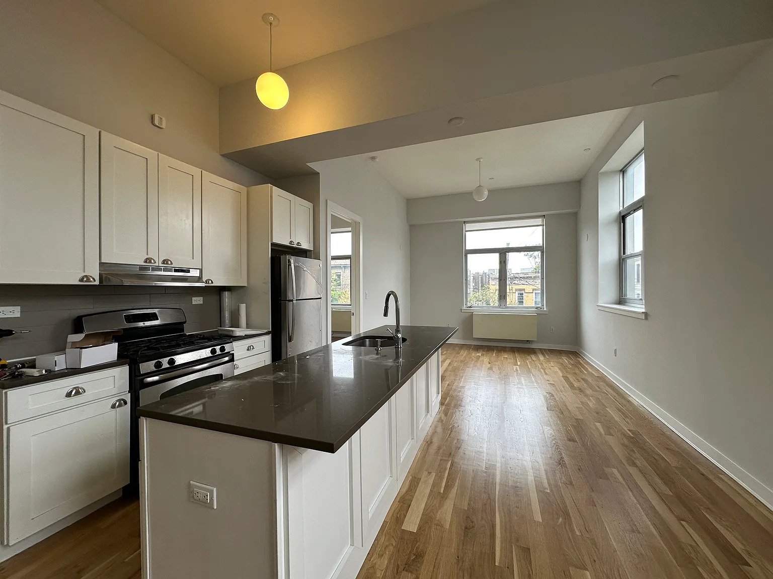 7113 60th Ln — Photo 2