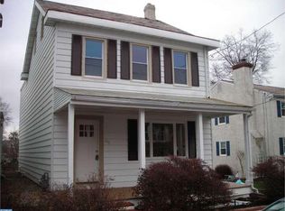 263 Chestnut St, Spring City, PA 19475